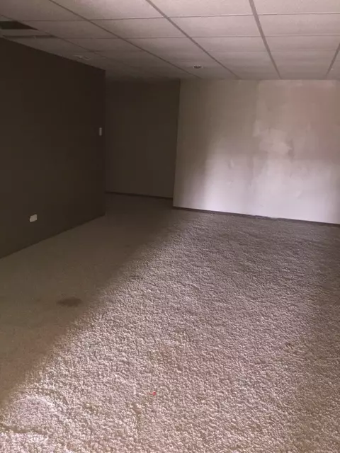 8736 Edison Ct, Crown Point, IN 46307 photo 9