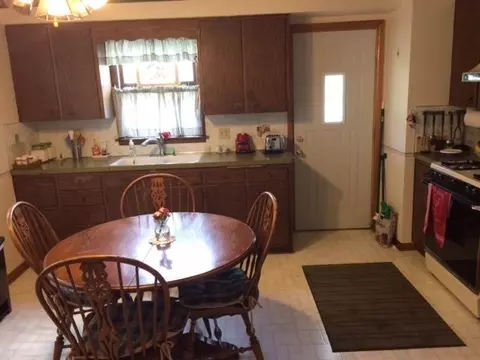 228 Timrick Dr, Munster, IN 46321 photo 4