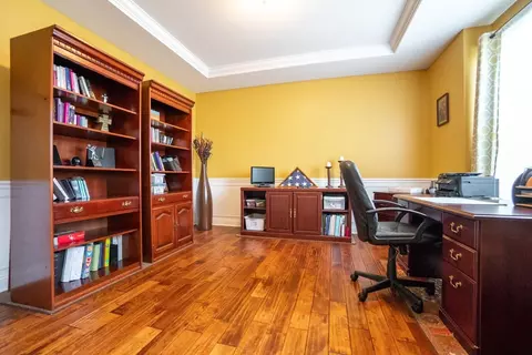10051 Pearwood Dr, Saint John, IN 46373 photo 4