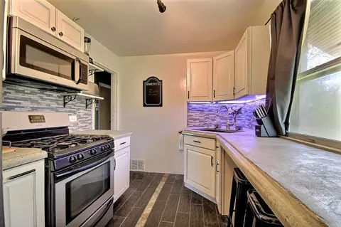 17535 Lorenz, Lansing, IL 60438 photo 5