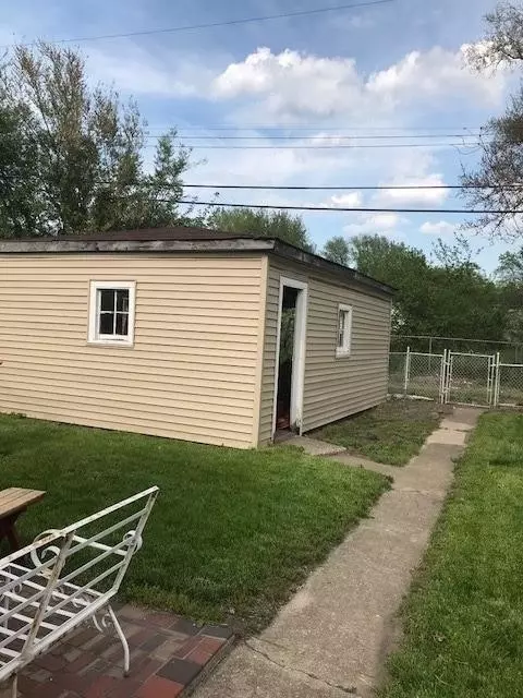 2335 Buchanan St, Gary, IN 46407 photo 12