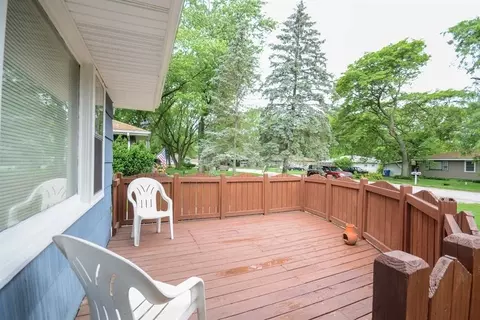 4805 Orchard Dr, Griffith, IN 46319 photo 2