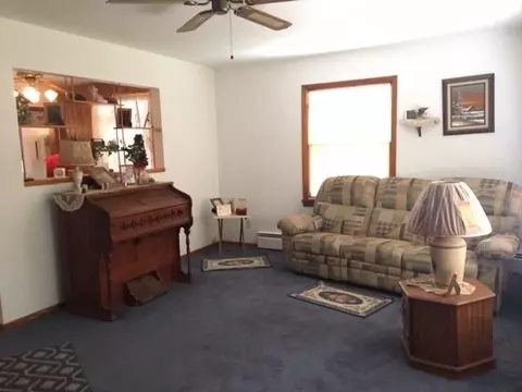 4805 Orchard Dr, Griffith, IN 46319 photo 9