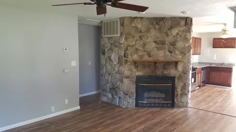 2425 Walnut Dr, Highland, IN 46322 photo 5