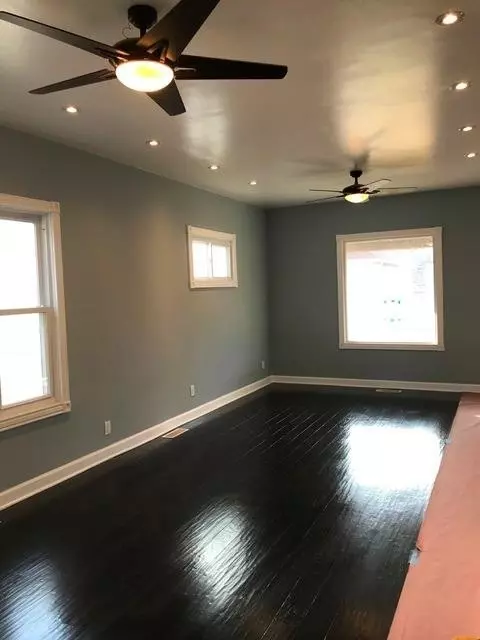 1008 Myrtle Ave, Whiting, IN 46394 photo 5