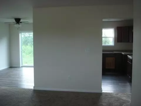 504 Juniper St, De Motte, IN 46310 photo 4
