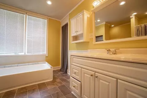 3301 Maple Dr, Highland, IN 46322 photo 6