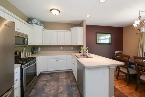 10232 Sutton Pl, Munster, IN 46321 photo 5