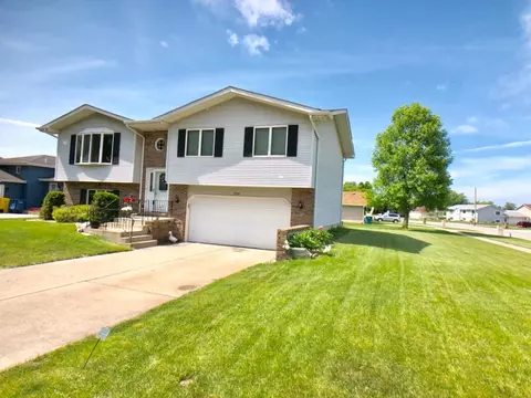 1518 W Pine St, Griffith, IN 46319 photo 2
