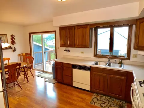 1518 W Pine St, Griffith, IN 46319 photo 6