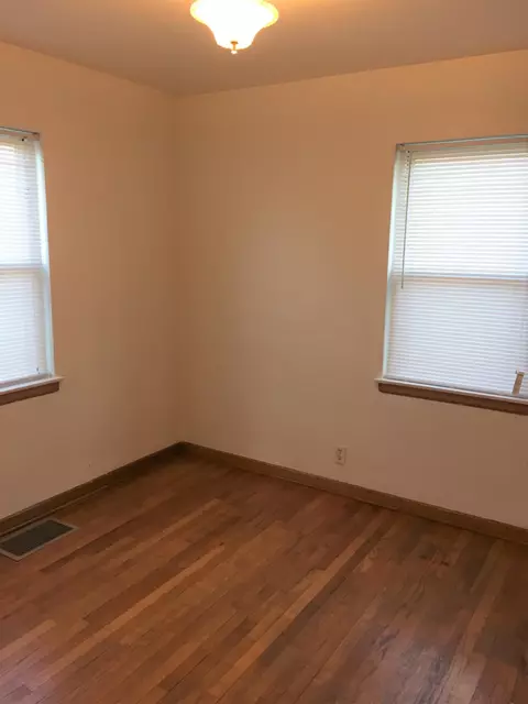 301 Waite St, Gary, IN 46404 photo 10
