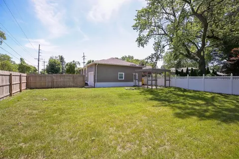 1224 E Miller St, Griffith, IN 46319 photo 9