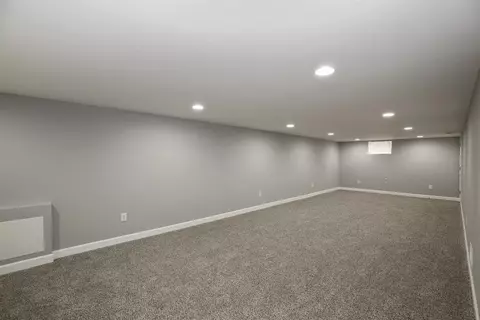 1224 E Miller St, Griffith, IN 46319 photo 7
