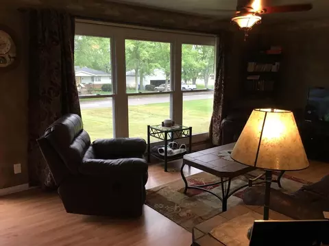 65 E Jackson St, Wheatfield, IN 46392 photo 2