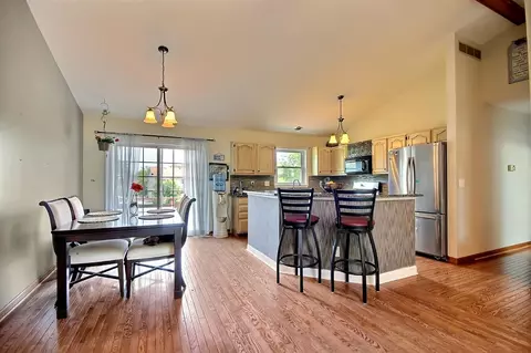 3128 Devonshire Cir, Crown Point, IN 46307 photo 7