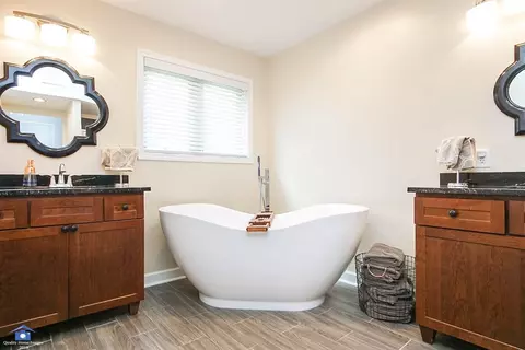 8177 Painted Leaf Dr, De Motte, IN 46310 photo 18