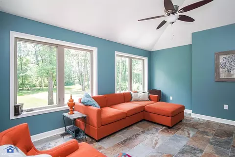 8177 Painted Leaf Dr, De Motte, IN 46310 photo 13