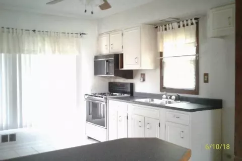 714 S Broad St, Griffith, IN 46319 photo 8