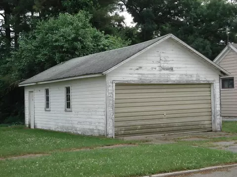 302 E Mound St, Knox, IN 46534 photo 4