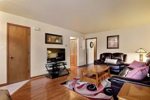 754 N Forest Ave, Griffith, IN 46319 photo 3