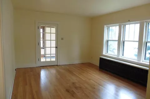 1502 Myrtle Ave, Whiting, IN 46394 photo 6
