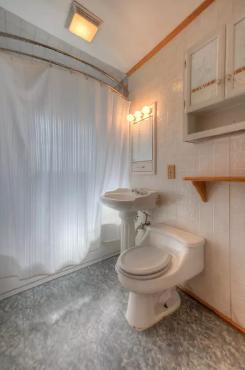 549 N Cline Ave, Griffith, IN 46319 photo 7