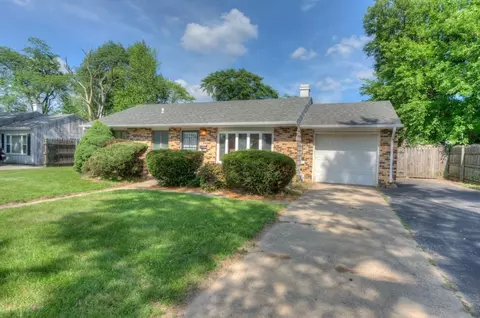 549 N Cline Ave, Griffith, IN 46319 photo 1