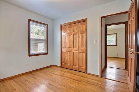 924 W Pine St, Griffith, IN 46319 photo 9