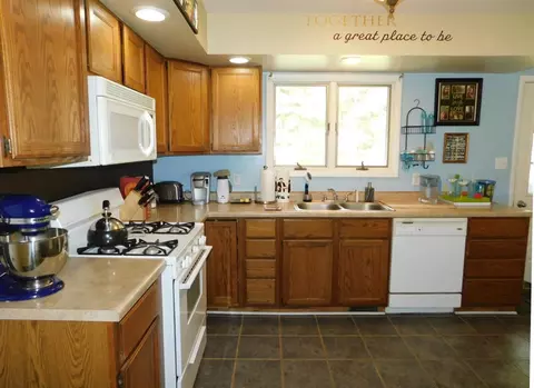 13608 Parrish Ave, Cedar Lake, IN 46303 photo 7