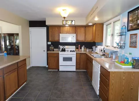 13608 Parrish Ave, Cedar Lake, IN 46303 photo 8