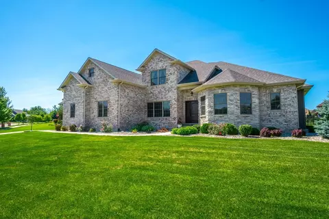 1835 Kleven Ln, Crown Point, IN 46307 photo 1