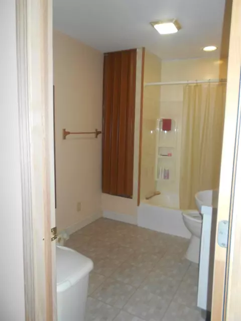 4920 N Calhoun St, Griffith, IN 46319 photo 9