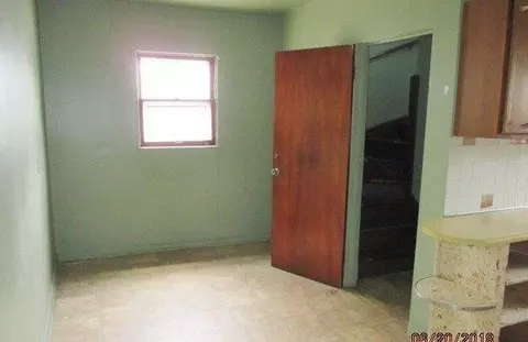 1140 Marshall St, Gary, IN 46404 photo 5