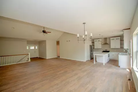 3144 Condit St, Highland, IN 46322 photo 7