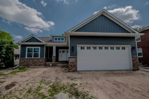 3144 Condit St, Highland, IN 46322 photo 1
