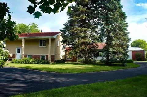 6009 E 141st Ave, Crown Point, IN 46307 photo 2