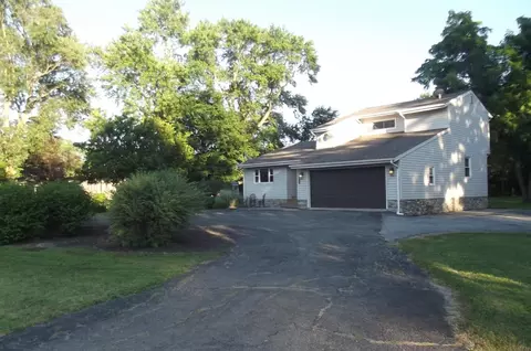 1153 Beam St, Porter, IN 46304 photo 2