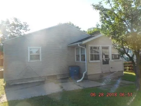 1010 A St, La Porte, IN 46350 photo 2