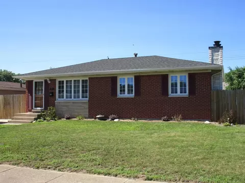 716 E 39th Ln, Griffith, IN 46319 photo 3