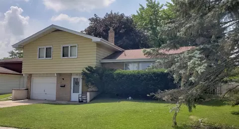 412 Osage Dr, Dyer, IN 46311 photo 1
