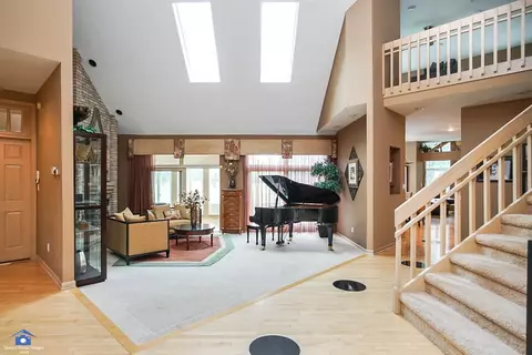 949 Killarney Dr, Dyer, IN 46311 photo 4
