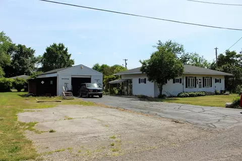110 Main St, Wheeler, IN 46393 photo 3