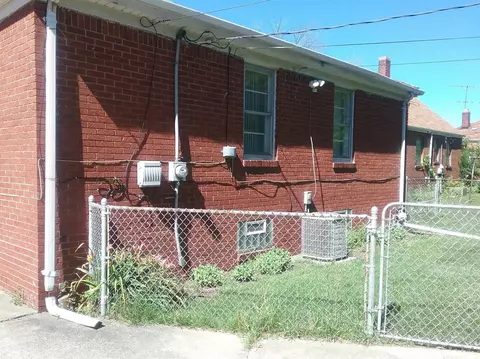 2945 W 6th Ave, Gary, IN 46404 photo 4