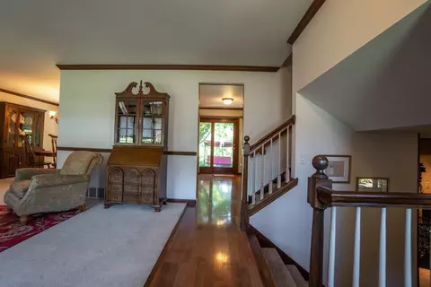 641 Hillside Dr, Dyer, IN 46311 photo 5