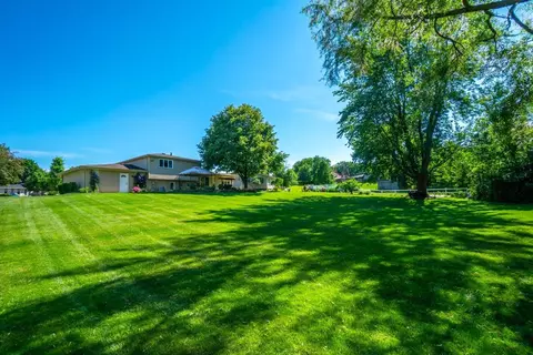 641 Hillside Dr, Dyer, IN 46311 photo 4