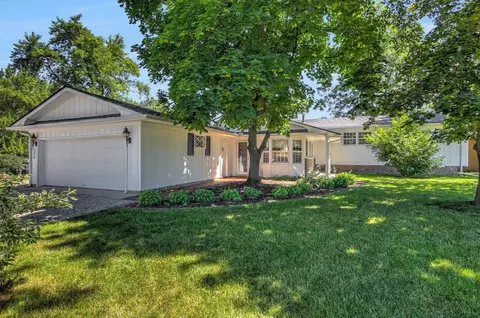 636 E Burrell Dr, Crown Point, IN 46307 photo 1