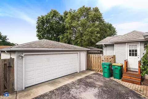 574 Evergreen Ln, Munster, IN 46321 photo 4