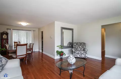574 Evergreen Ln, Munster, IN 46321 photo 5