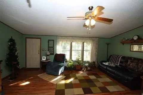 10378 N 583, De Motte, IN 46310 photo 23