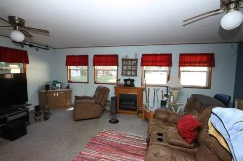 10378 N 583, De Motte, IN 46310 photo 11